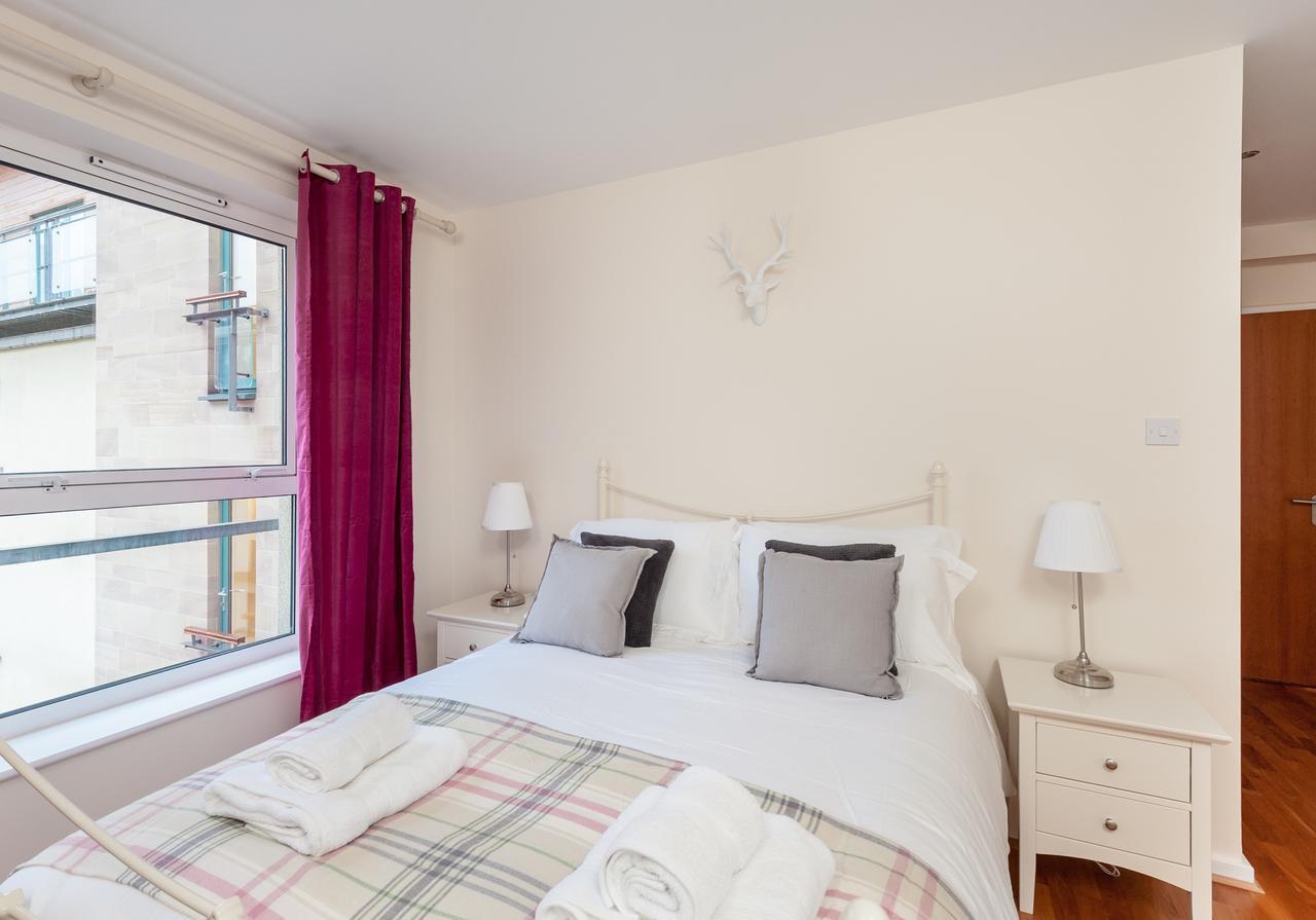 The Holyrood Park Residence Édimbourg Extérieur photo
